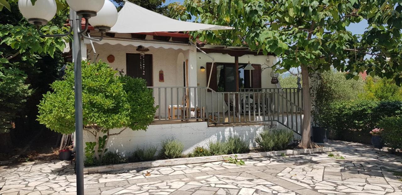 Country House By The Sea !!! Villa Karavomilos  Exterior photo