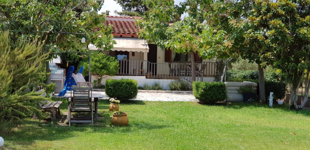 Country House By The Sea !!! Villa Karavomilos  Exterior photo