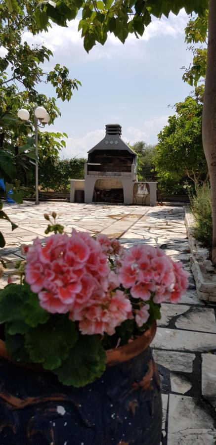 Country House By The Sea !!! Villa Karavomilos  Exterior photo